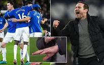 Everton thắng kịch tính Newcastle, Lampard ăn mừng đến... gãy cả ngón tay