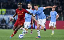 Serie A | Tammy Abraham lập cú đúp, AS Roma thắng đậm Lazio