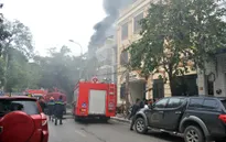 Hà Nội: Cháy lớn trên phố Phùng Hưng