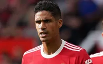 HLV ĐTQG Pháp báo "tin vui" cho Varane