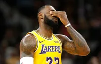 Mùa giải thất bại toàn diện của Los Angeles Lakers