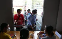 CĐV xếp hàng mua vé trận Hoàng Anh Gia Lai đá AFC Champions League 2022