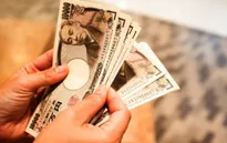 BOJ cảnh báo tác động tiêu cực của việc đồng Yen mất giá