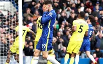 Chelsea thua sốc 1-4 trước Brentford