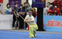 Hoàng Thị Phương Giang tự tin giành vàng Wushu côn thuật và đao thuật