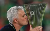 HLV Mourinho nhận được nhiều sự quan tâm từ các ĐTQG