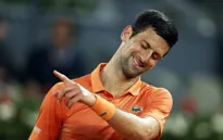 Djokovic nhẹ nhàng vào vòng 3 Madrid mở rộng 2022