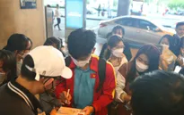 Nhóm đầu tiên của đội tuyển U23 Việt Nam về nước an toàn