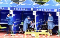 Ghi nhận nhiều ca mắc mới, Hong Kong gia hạn phòng, chống dịch