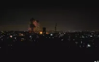 Israel không kích Dải Gaza đáp trả vụ tấn công bằng rocket