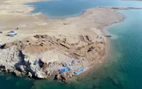 Thành phố cổ đại "nổi lên" từ mặt nước sau trận hạn hán lớn tại Iraq