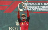F1 | Charles Leclerc vượt qua Max Verstappen để giành Grand Prix Áo