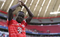 Các tân binh của Bayern Munich ra mắt người hâm mộ