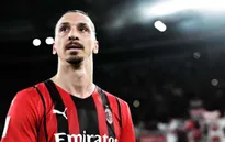 Ibrahimovic gia hạn hợp đồng với AC Milan