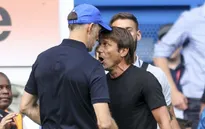 HLV Chelsea bị cấm chỉ đạo sau khi gây gổ với Conte