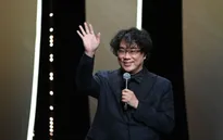Đạo diễn Bong Joon-ho bắt đầu quay phim "Mickey7" ở Anh