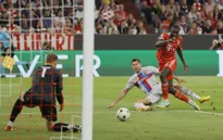 Kết quả Champions League rạng sáng 14/9 | Ngày buồn của Lewandowski, Tottenham thua sốc, Liverpool thắng nhọc