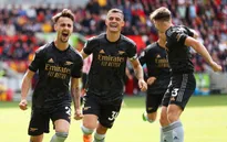 Các tân binh tỏa sáng, Arsenal đòi lại ngôi đầu Ngoại hạng Anh