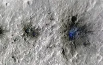 Tàu đổ bộ InSight của NASA phát hiện thiên thạch đâm vào sao Hỏa