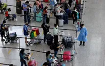 Hong Kong (Trung Quốc) dỡ bỏ quy định cách ly COVID-19 tại khách sạn từ tháng 10