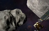 NASA phóng trúng tàu vũ trụ vào tiểu hành tinh