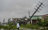 Cuba mất điện toàn quốc vì bão Ian