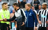 Newcastle công khai gửi khiếu nại về VAR