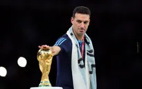 HLV Lionel Scaloni được IFFHS vinh danh