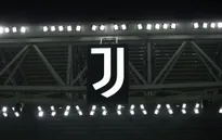 SỐC | Juventus bị trừ 15 điểm, tụt sâu trên BXH Serie A