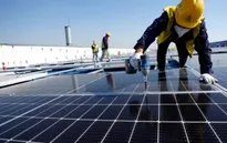 Trung Quốc xem xét cấm xuất khẩu công nghệ pin mặt trời