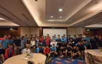 Đại sứ Việt Nam tại Indonesia thăm và động viên ĐT Việt Nam trước trận bán kết lượt đi