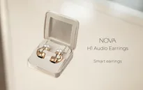 Khuyên tai tích hợp tai nghe không dây tại Anh