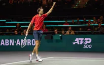 Daniil Medvedev tiến vào bán kết giải quần vợt Rotterdam mở rộng