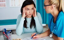 Tại sao lo lắng về sức khỏe đang gia tăng và cách tốt nhất để quản lý nó
