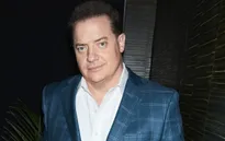 Brendan Fraser coi Quả cầu vàng là "đồ trang trí trên mui xe"