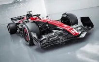 Đội đua F1 Alfa Romeo ra mắt mẫu xe mới