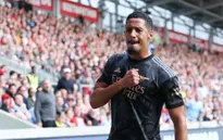 Arsenal và Liverpool chuẩn bị cho các trận đá bù tại giải Ngoại hạng Anh
