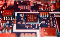 Trung Quốc chậm chân trong cuộc đua ChatGPT vì thiếu chip