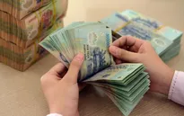 Lãi suất tiết kiệm nhiều ngân hàng giảm mạnh