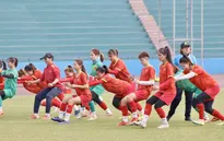 ĐT U20 nữ Việt Nam có buổi tập đầu tiên trên sân Việt Trì