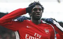 Cựu sao Arsenal Emmanuel Adebayor giải nghệ ở tuổi 39