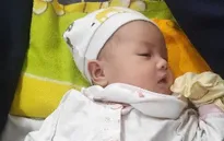 Cháu bé 2 tháng tuổi nhà nghèo ở Hải Dương cần 40 triệu đồng để phẫu thuật tim