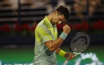 Novak Djokovic vào bán kết Dubai Championships