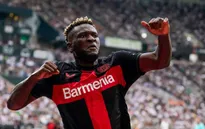 Bayer Leverkusen tiếp tục dẫn đầu BXH Bundesliga