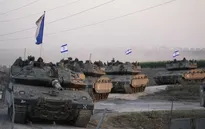 Bộ binh Israel tiến vào Dải Gaza