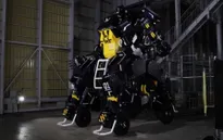 Công ty khởi nghiệp Nhật Bản ra mắt robot biến hình khổng lồ