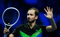 Daniil Medvedev giành quyền vào bán kết ATP Finals