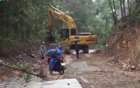 Quảng Nam khẩn trương khắc phục sạt lở, ứng phó mưa lũ