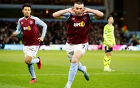 Arsenal thua tối thiểu trước Aston Villa