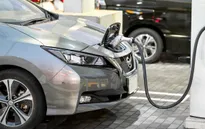 Nhật Bản ưu đãi thuế 10 năm cho xe điện